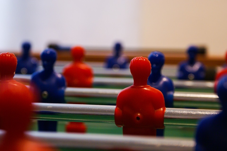 Red Team vs Blue Team Exercise: Its Role in Finding Your Cybersecurity Flaws